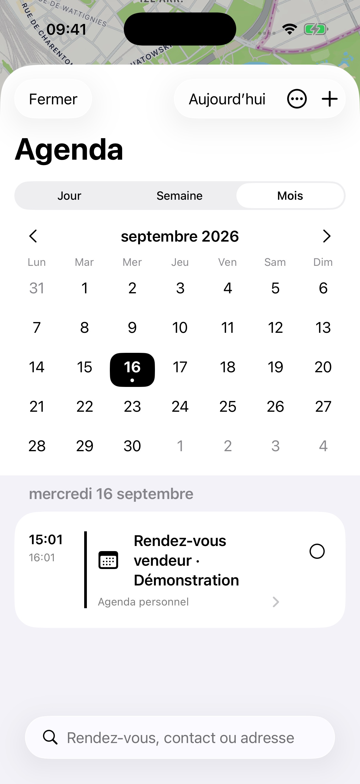 Agenda mensuel avec un rendez-vous fictif